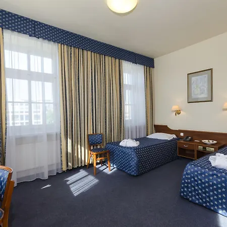 Great Polonia Tumski Отель