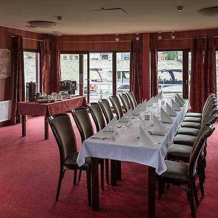 Great Polonia Tumski Отель