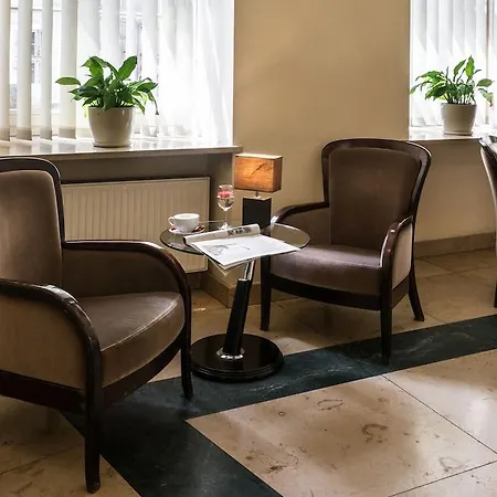Готель Great Polonia Tumski 3*